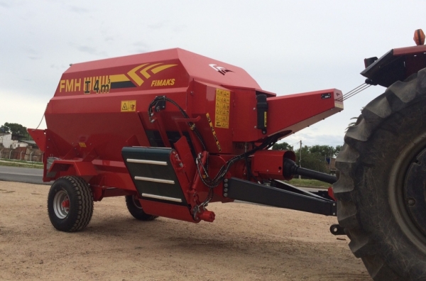 Mixer Horizontal Marca Fimaks, de 4 m3