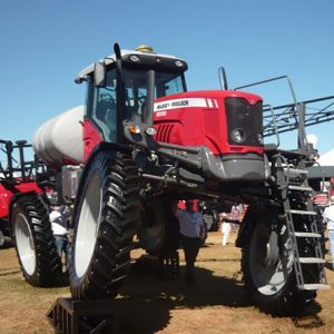 Pulverizadora Massey Ferguson MF 9030